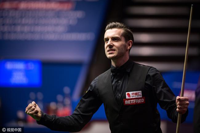 在他职业生 在他职业生