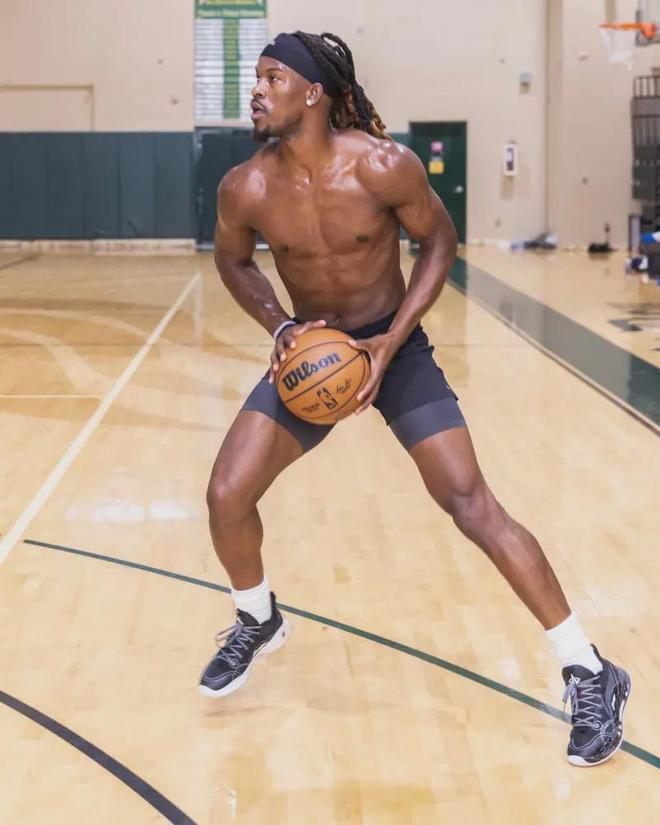 功晋级为赛 功晋级为赛