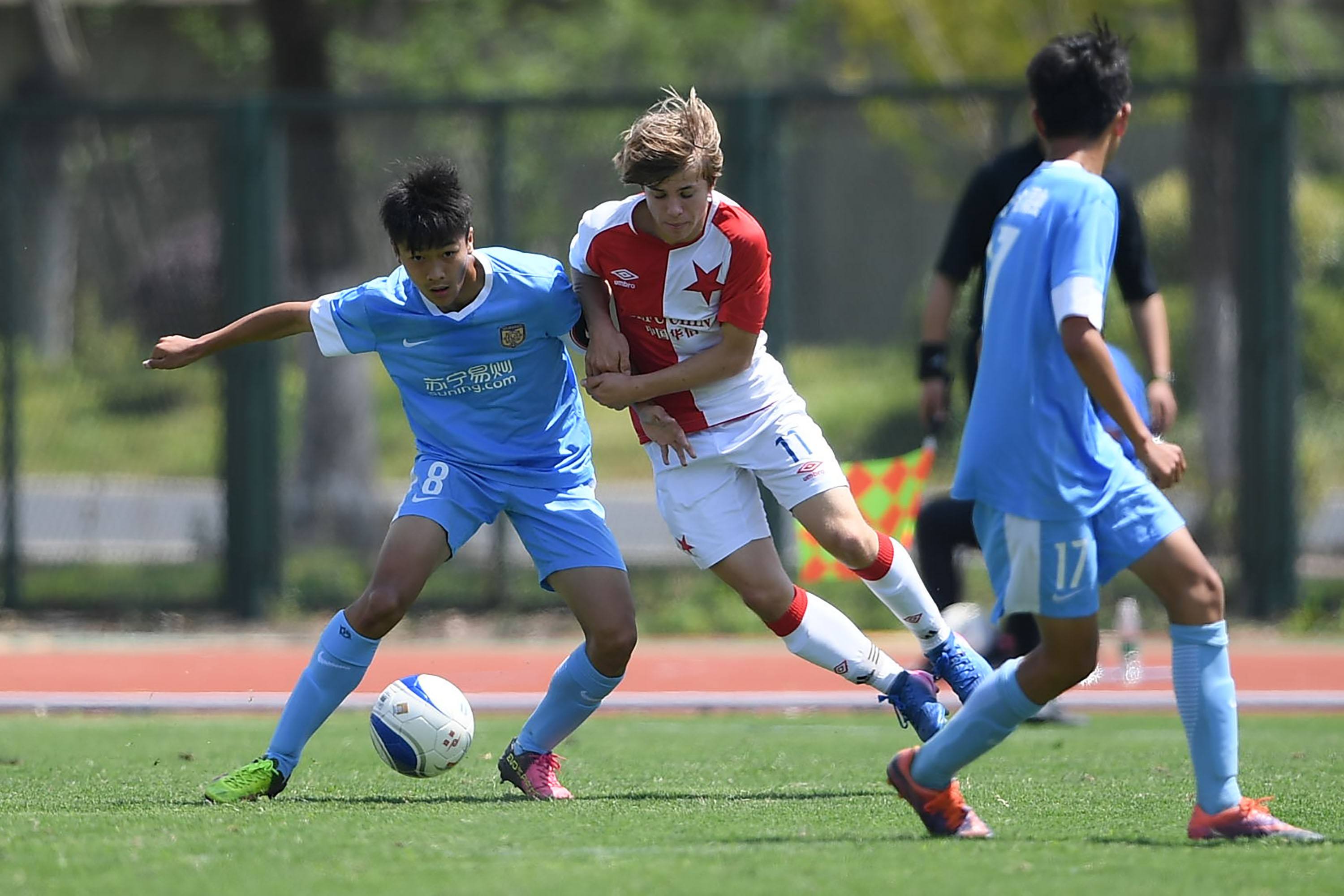 打阵地进攻 打阵地进攻