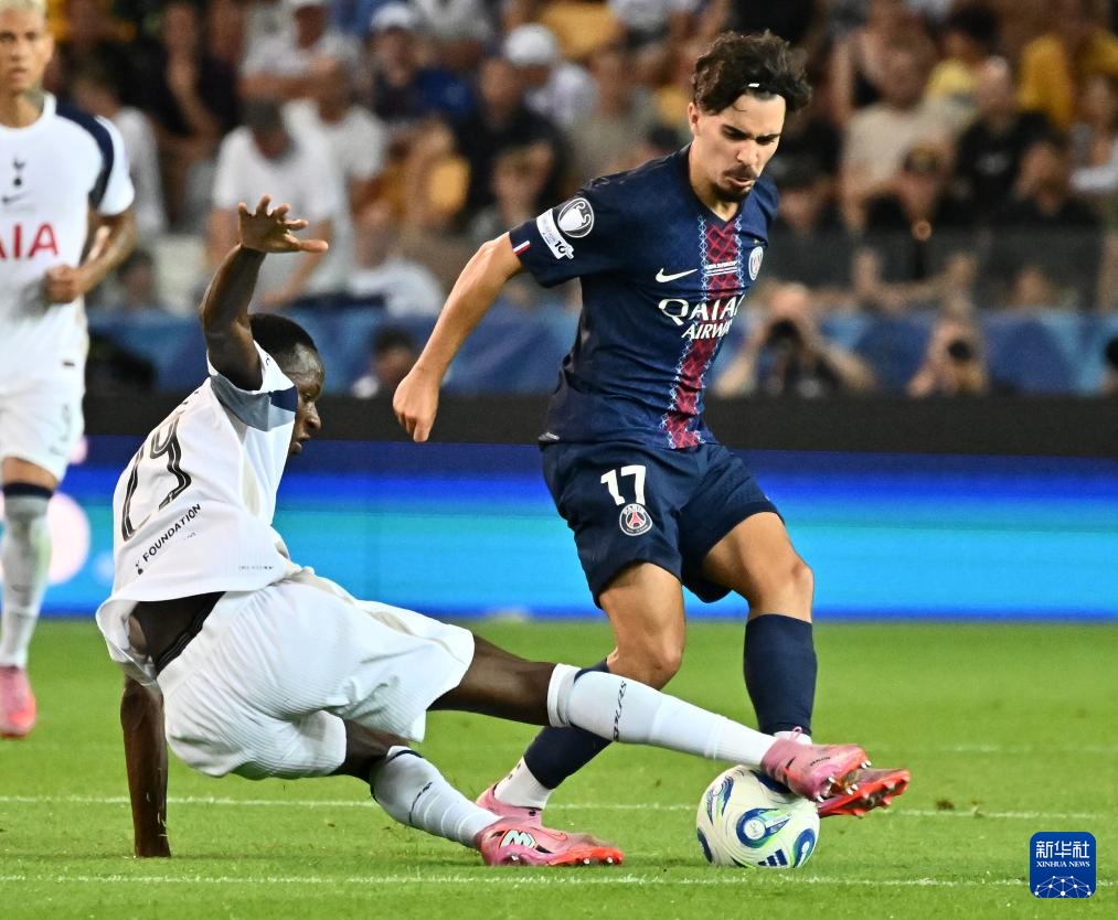 而王艺迪则 而王艺迪则